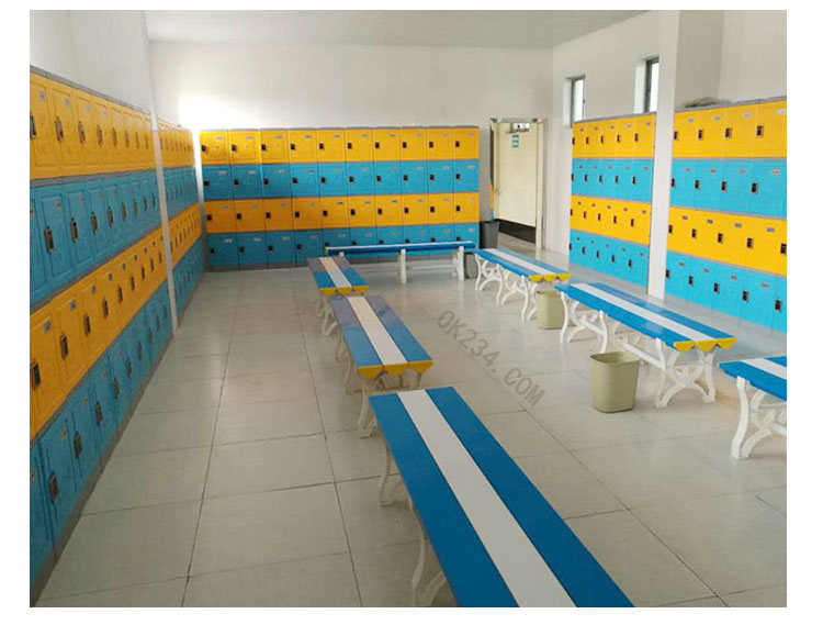 四層塑料更衣柜儲物柜案例實拍四 四層塑料更衣柜儲物柜案例實拍四