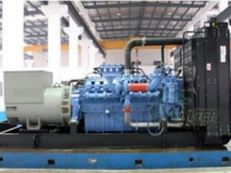 奔馳柴油發電機組