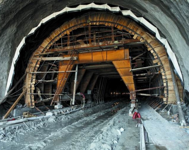 上海隧道地鐵項目